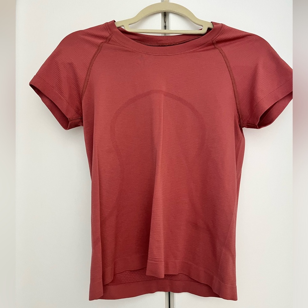 Lululemon swiftly short sleeve cropped size 6
